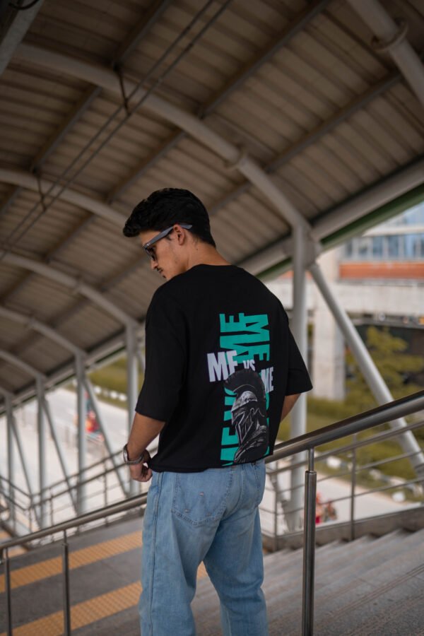 Me vs Me Oversize T-Shirt